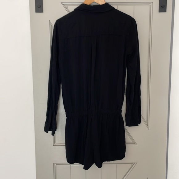 Splendid Drawstring Button-down Romper - Picture 3 of 3